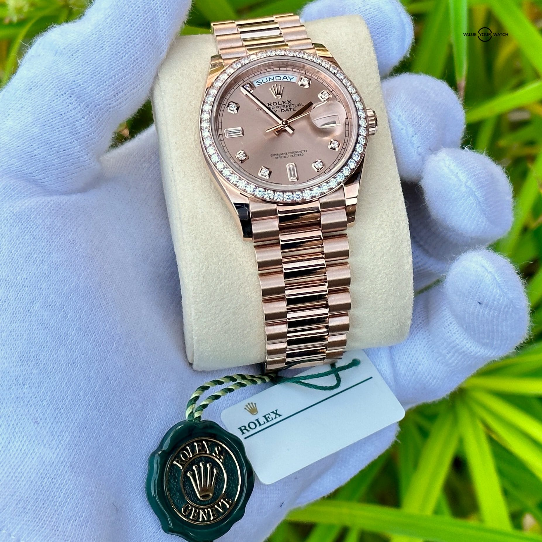 UNWORN 2022 Rolex Day-Date 36 18K Everose Gold Pink Rose Gold Diamond Bezel President 128345RBR - Image 2