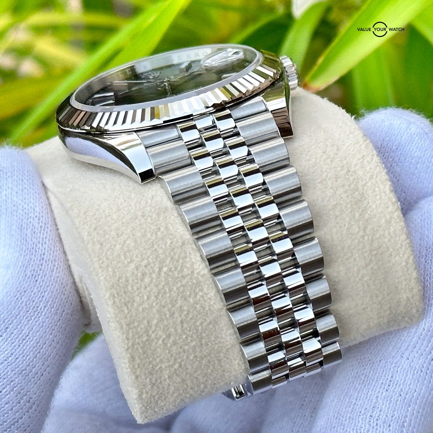 UNWORN 2022 Rolex Datejust 41 Oystersteel & White Gold Fluted Bezel Black Dial Jubilee Bracelet 126334 - Image 8