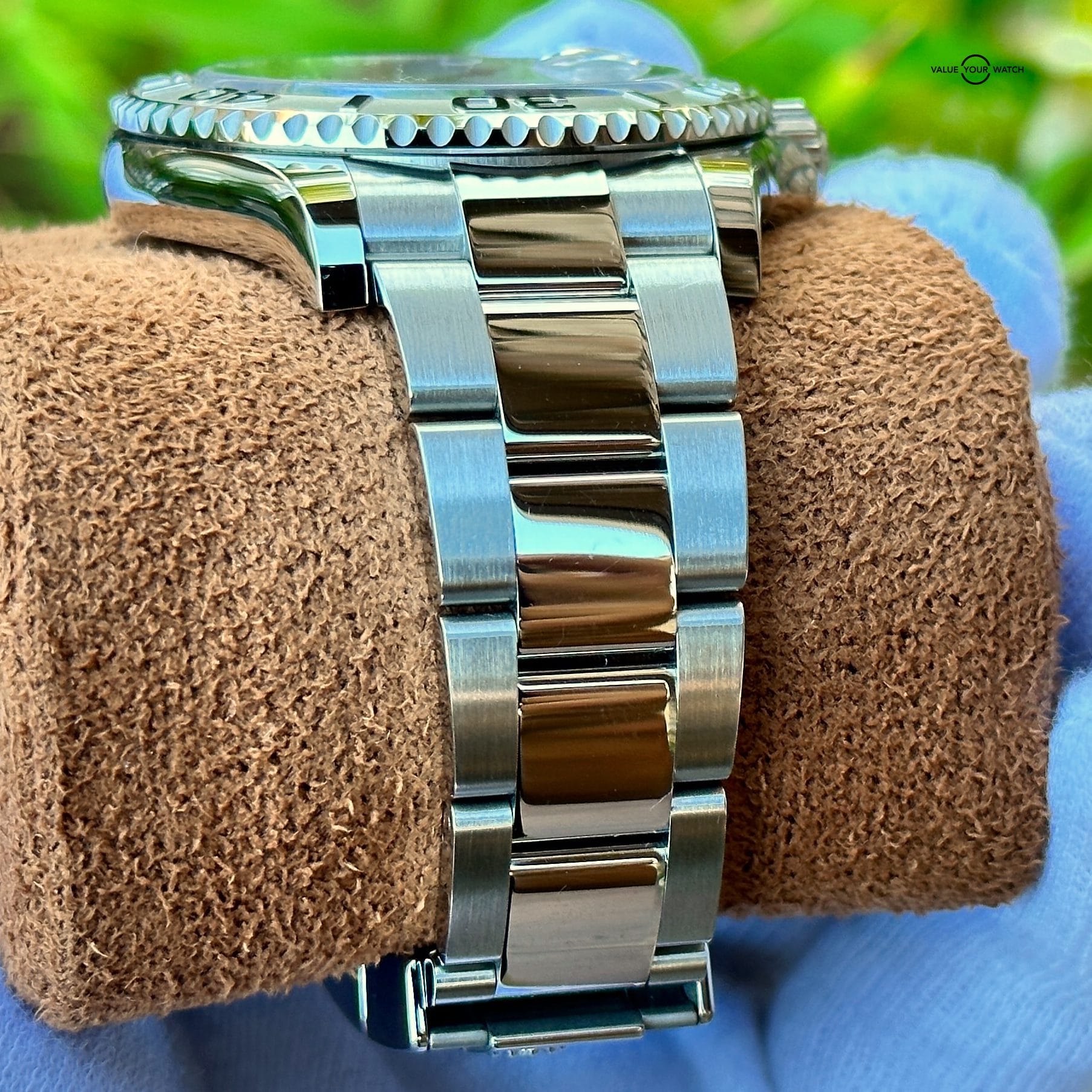 2023 Rolex Yacht-master 40 Blue Dial Oystersteel & Platinum Full Set 126622 - Image 7