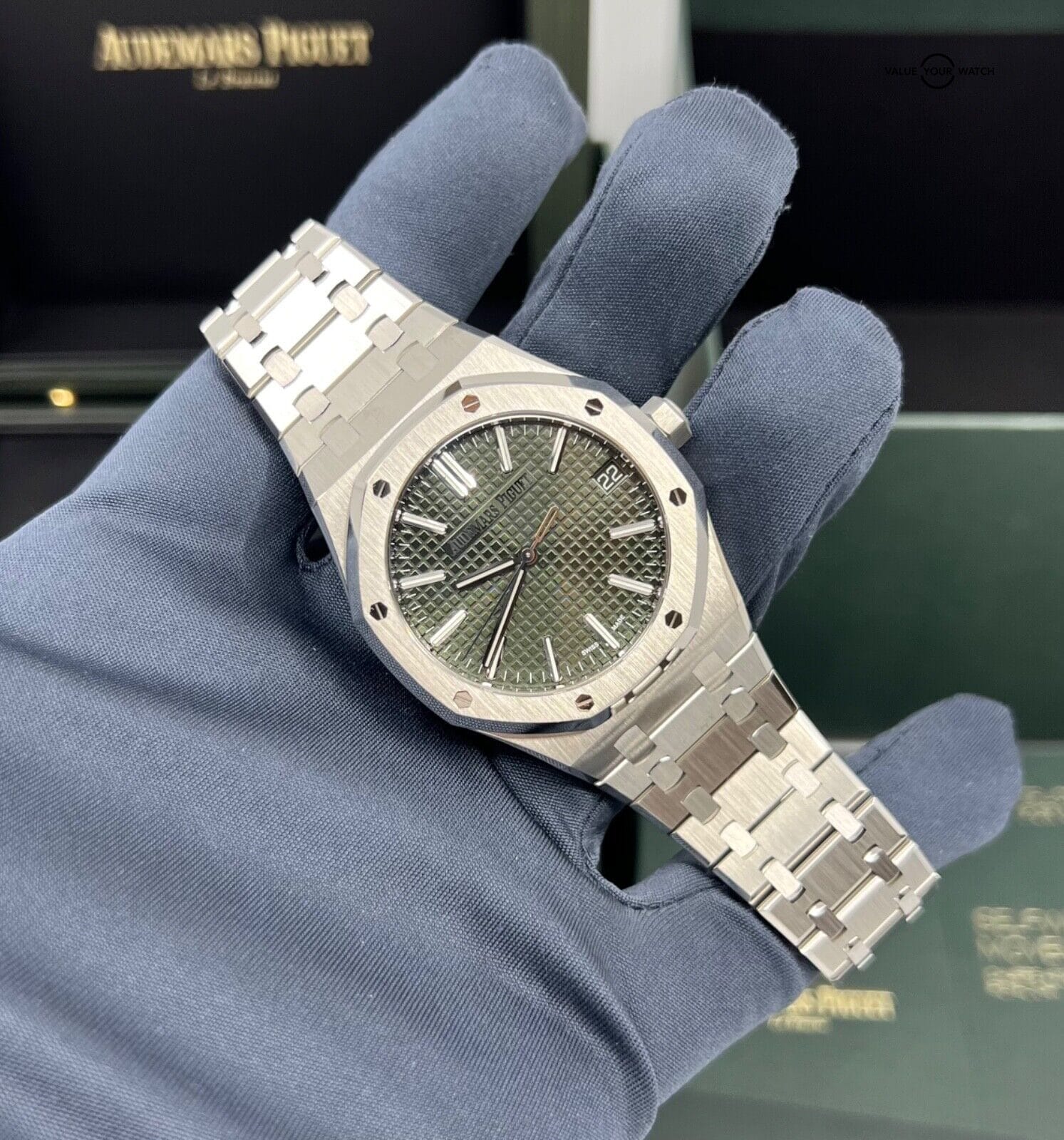 2022 Green Dial 50th Anniversary Audemars Piguet Royal Oak 41mm Box Papers Mint