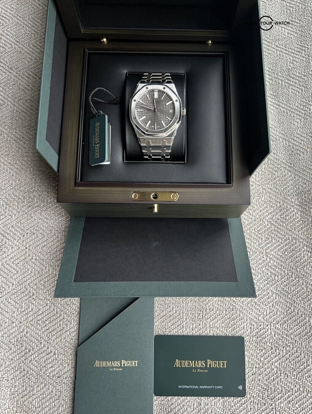 Audemars Piguet Royal Oak Gray Dial Watch - 15510ST Unworn, Unsized, Complete - Image 6
