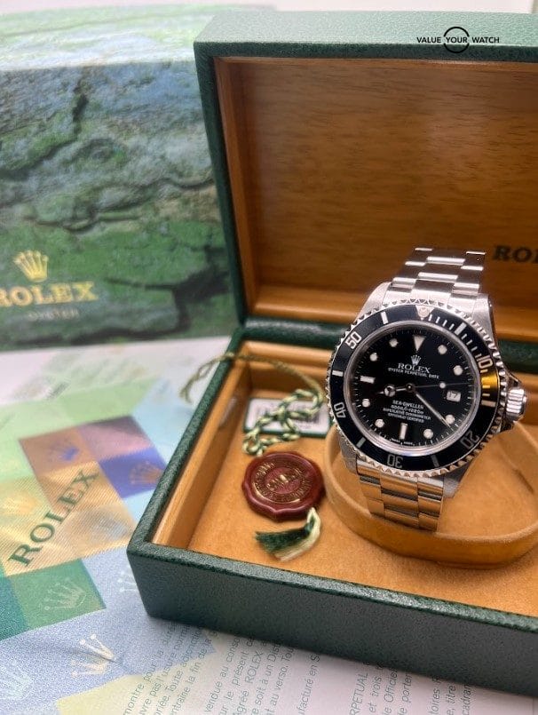 2001 Rolex Sea-Dweller 16600 40mm. - Image 2