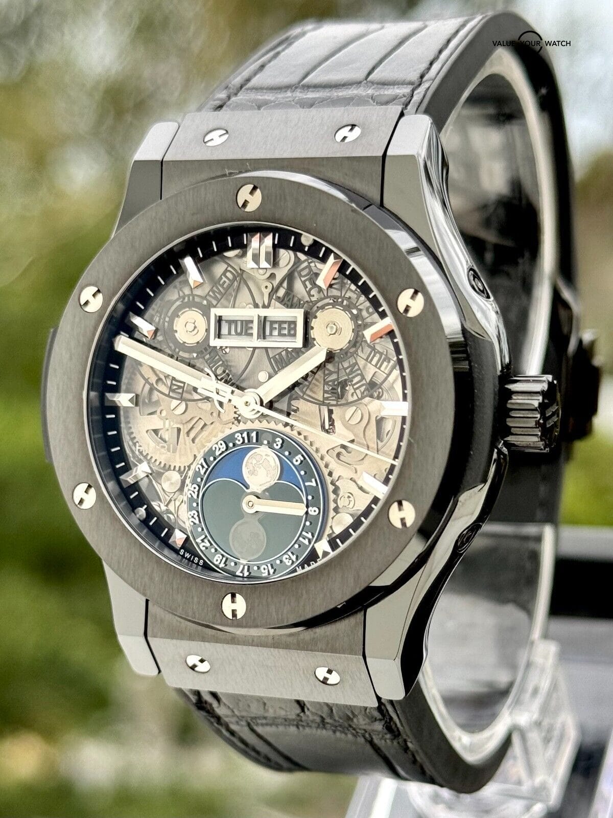 Unworn Hublot 42mm Aerofusion Moonphase Ceramic Full Set - Warranty till 2026 - Image 2