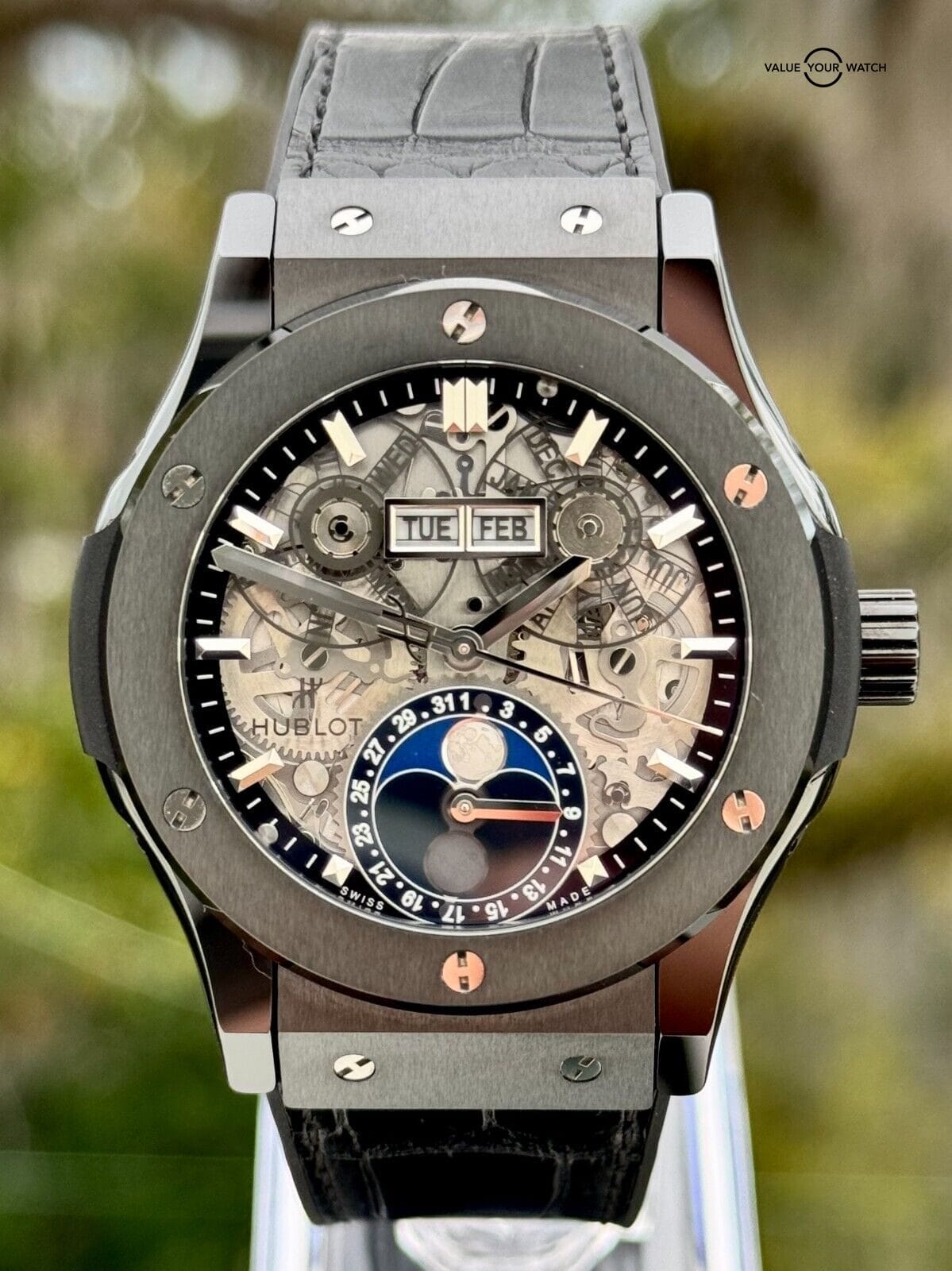 Unworn Hublot 42mm Aerofusion Moonphase Ceramic Full Set - Warranty till 2026