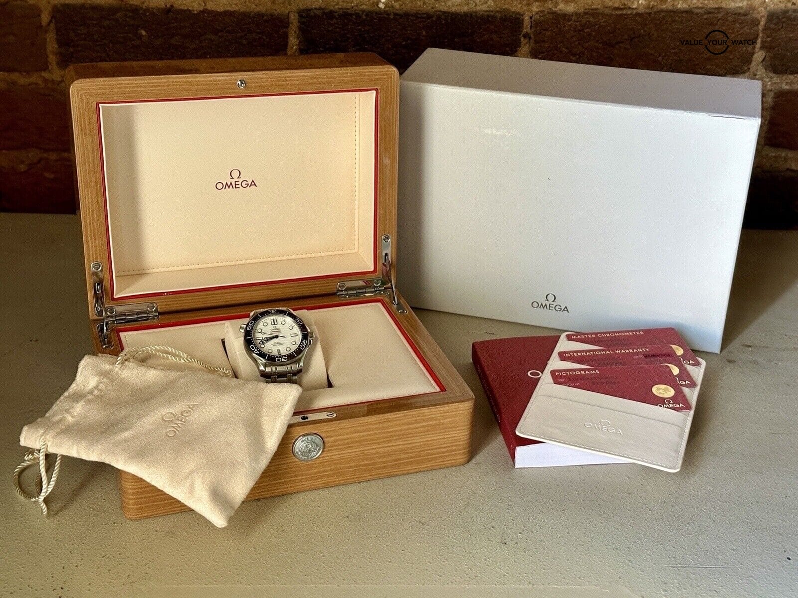 Omega Seamaster Pro 300m Master Chronometer 210.30.42.20.04.001 2021 B&P - Image 3