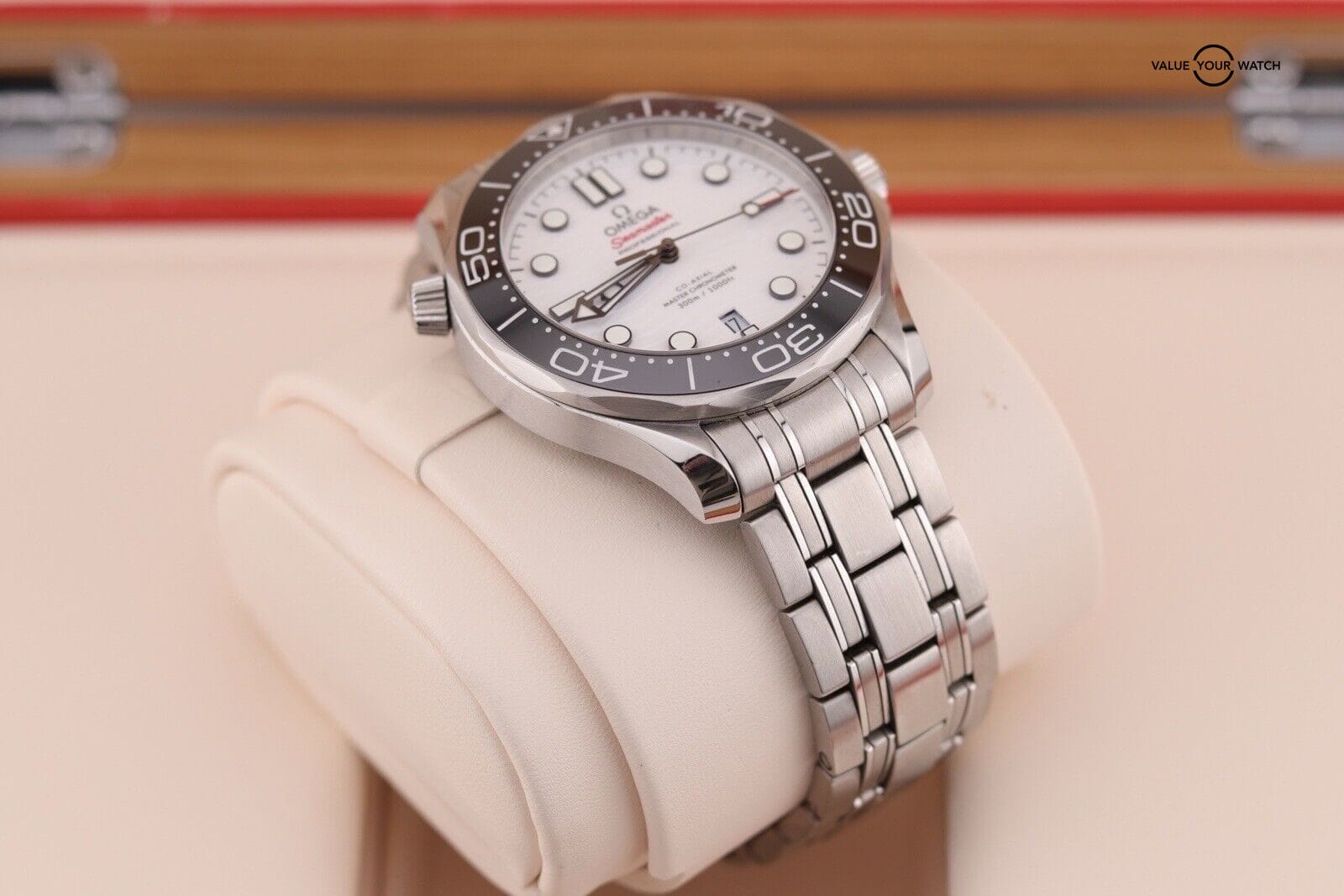 Omega Seamaster Pro 300m Master Chronometer 210.30.42.20.04.001 2021 B&P - Image 15