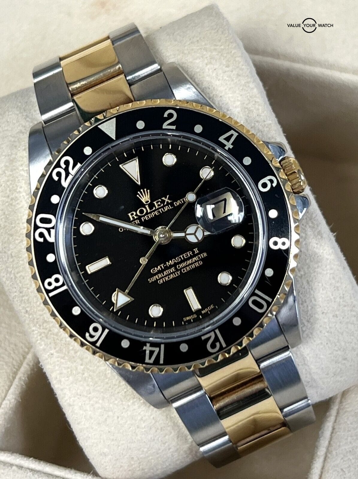 Rolex GMT-Master II 16713 Stainless Steel & 18K Yellow Gold Black Dial! - Image 14