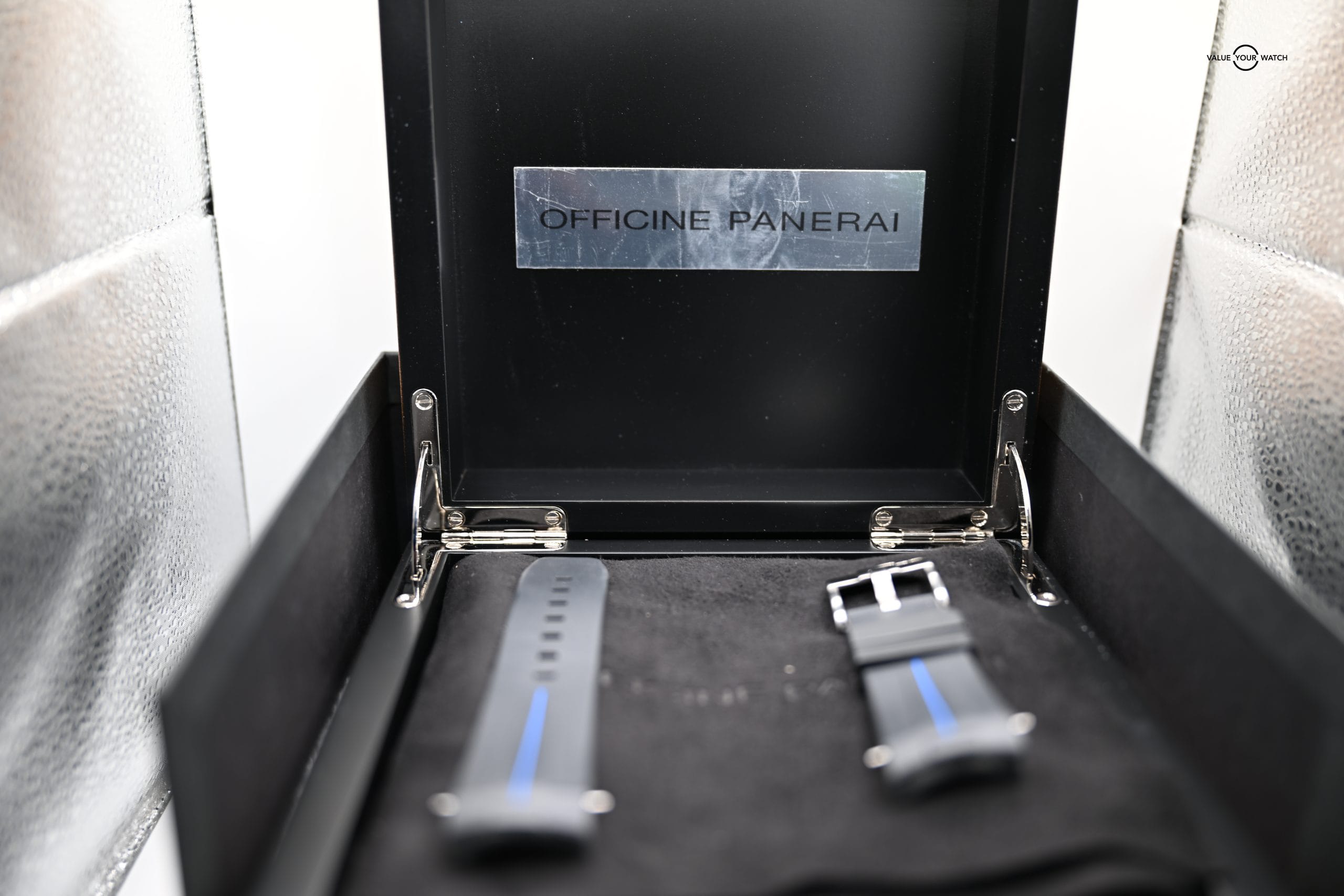 Panerai Luminor Flyback PAM00524 - Image 11