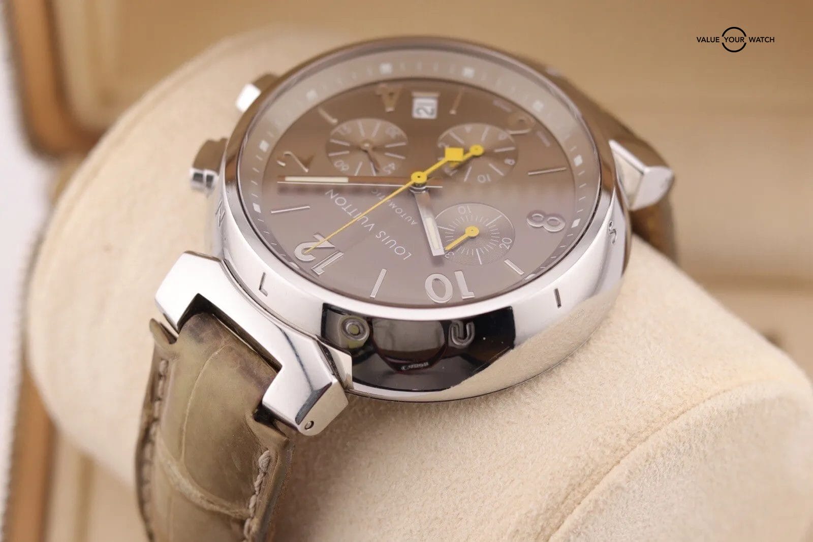 LOUIS VUITTON Tambour Chronograph men's watch model Q1121 Complete Set - Image 9