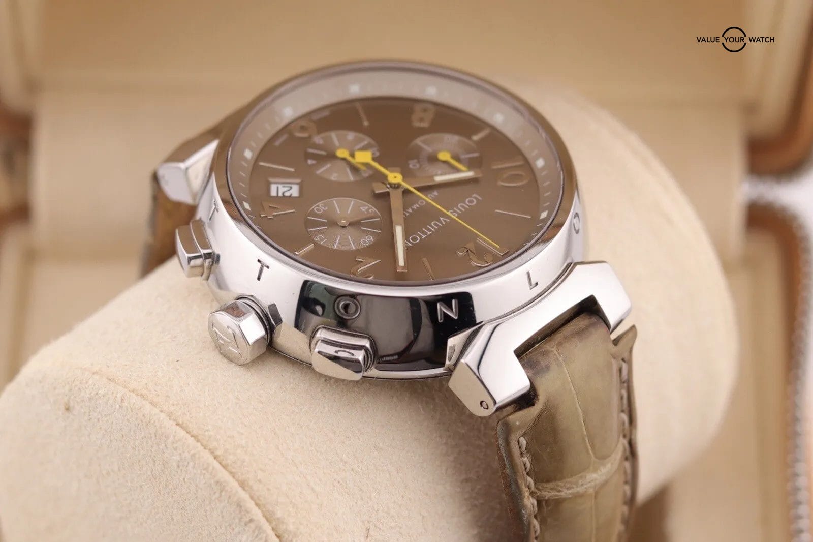 LOUIS VUITTON Tambour Chronograph men's watch model Q1121 Complete Set - Image 10