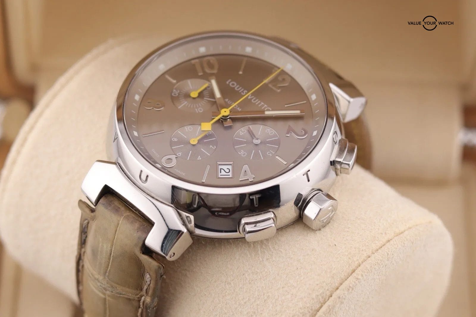 LOUIS VUITTON Tambour Chronograph men's watch model Q1121 Complete Set - Image 11