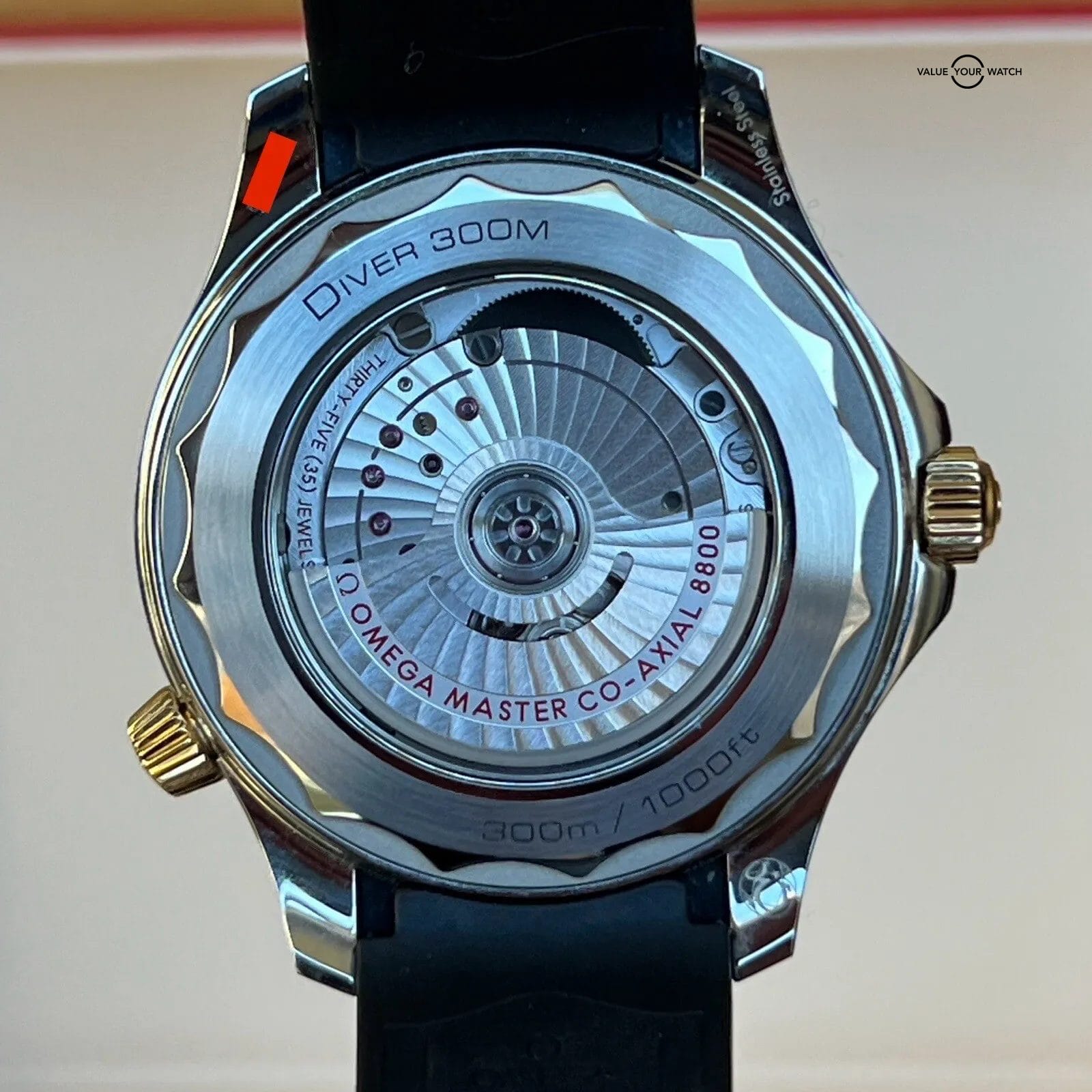 Omega Seamaster Professional 42mm 300M Black & Yellow Gold 210.22.42.20.01.001 - Image 10