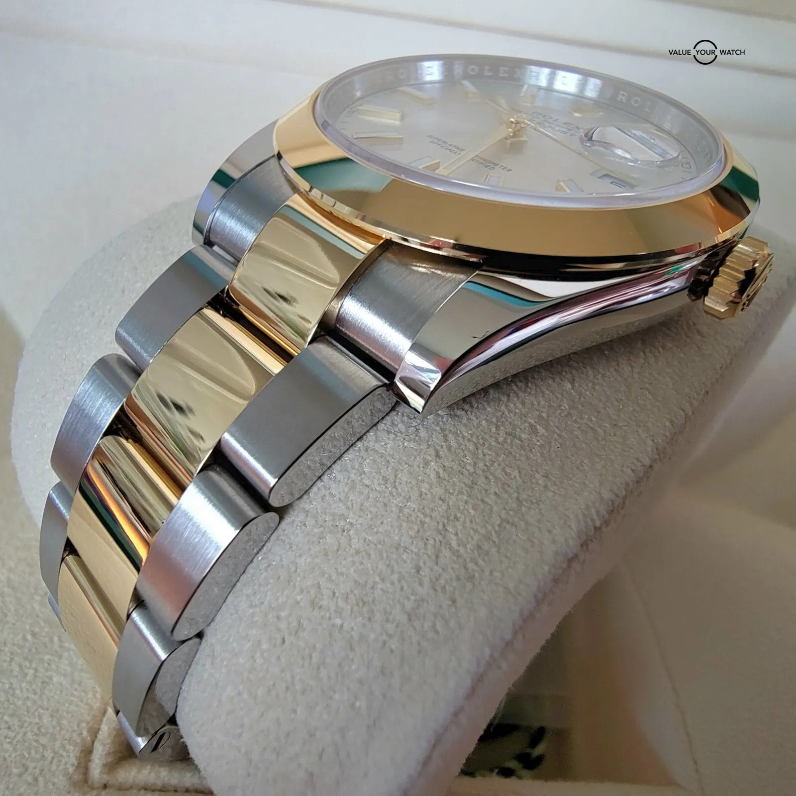 Rolex Datejust 41mm Gold and Steel Oyster Bracelet with Flat Bezel Full Set! - Image 6
