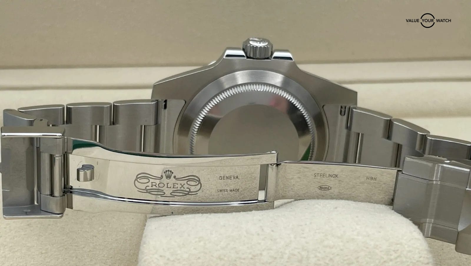 2020 Rolex Submariner “HULK” 116610LV Stainless Steel 40mm BOXES/PAPERS! - Image 3