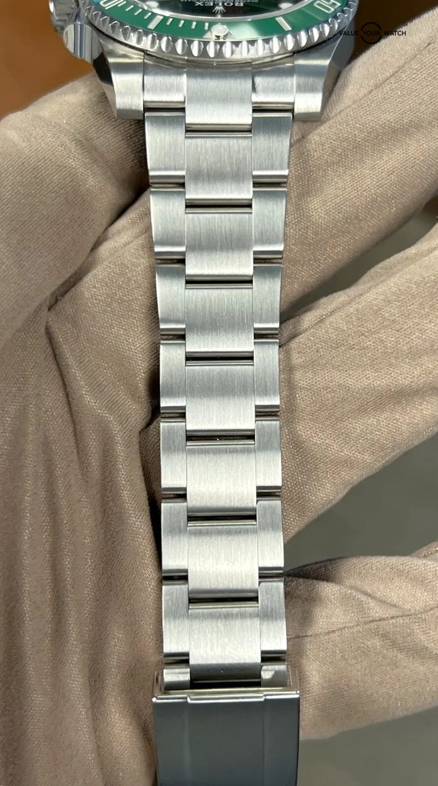 2020 Rolex Submariner “HULK” 116610LV Stainless Steel 40mm BOXES/PAPERS! - Image 15