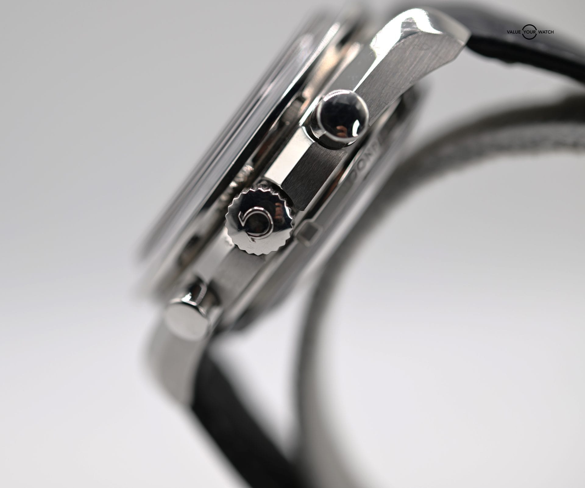 2023 Omega Speedmaster Professional Moonphase Moonwatch - Image 6