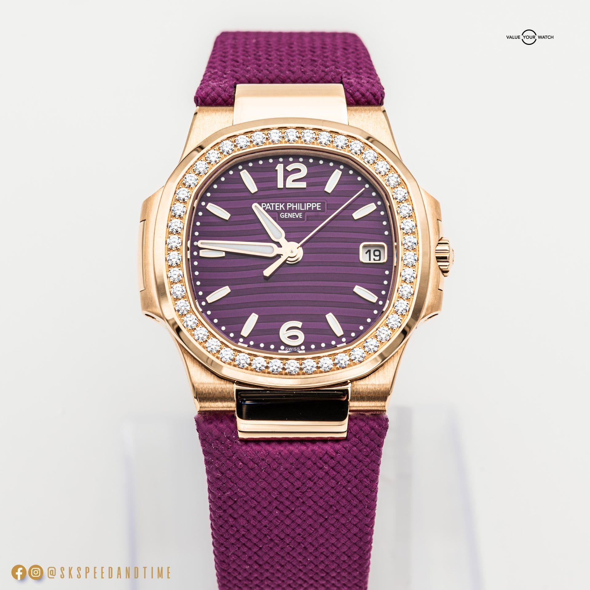 NEW Patek Philippe Nautilus Ladies 7010R-013 Rose Gold Diamond Bezel Violet - Image 5