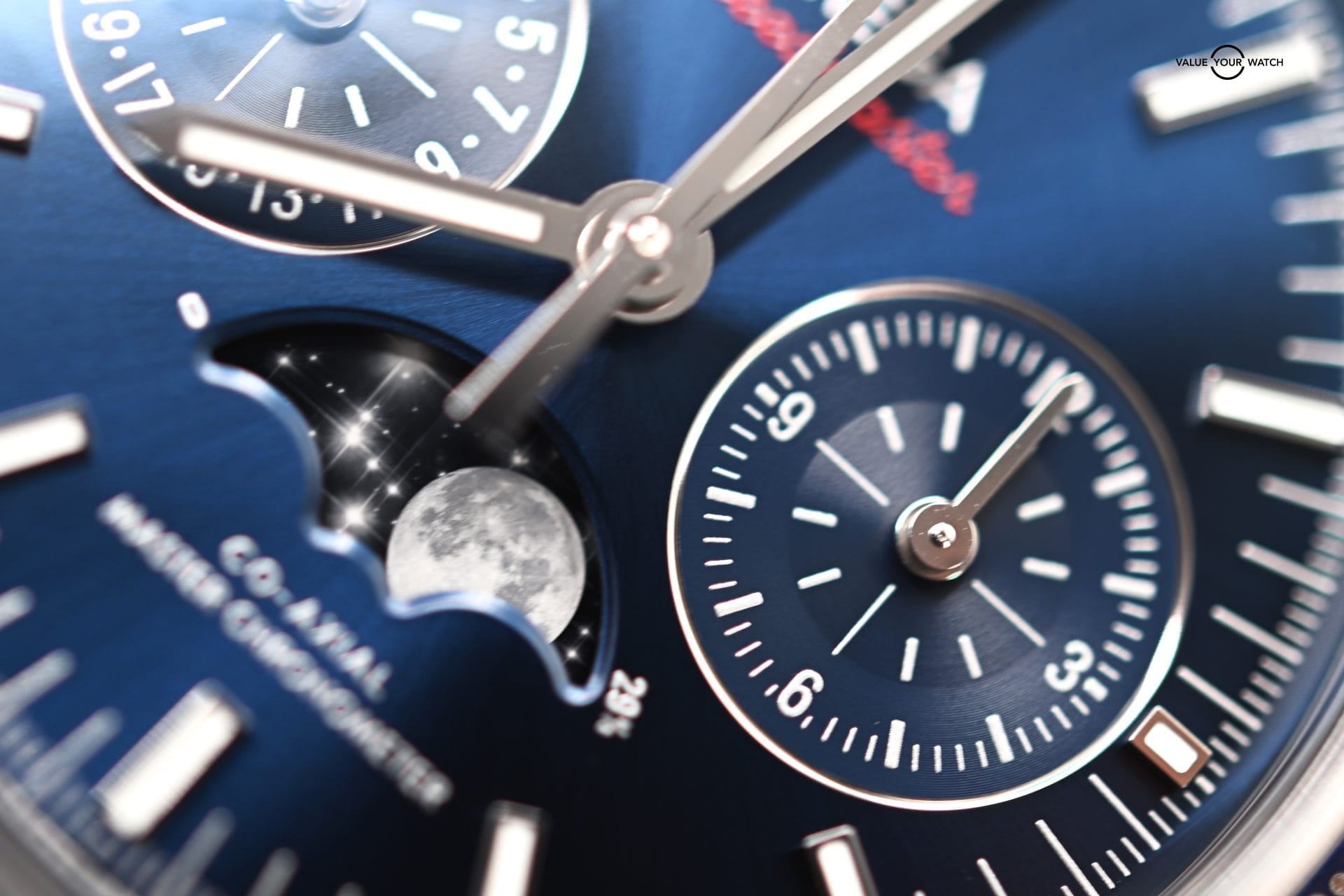 2023 Omega Speedmaster Professional Moonphase Moonwatch - Image 3