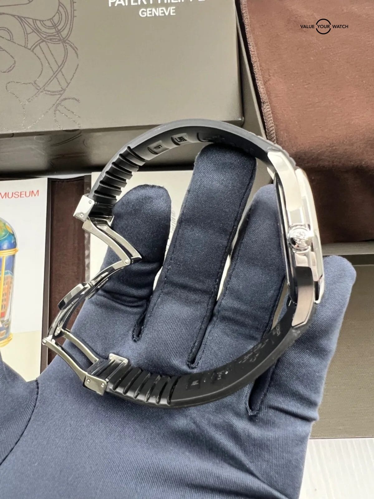 Mint 2015 Complete Set 5167a Steel Patek Philippe Aquanaut on Strap and Buckle - Image 5