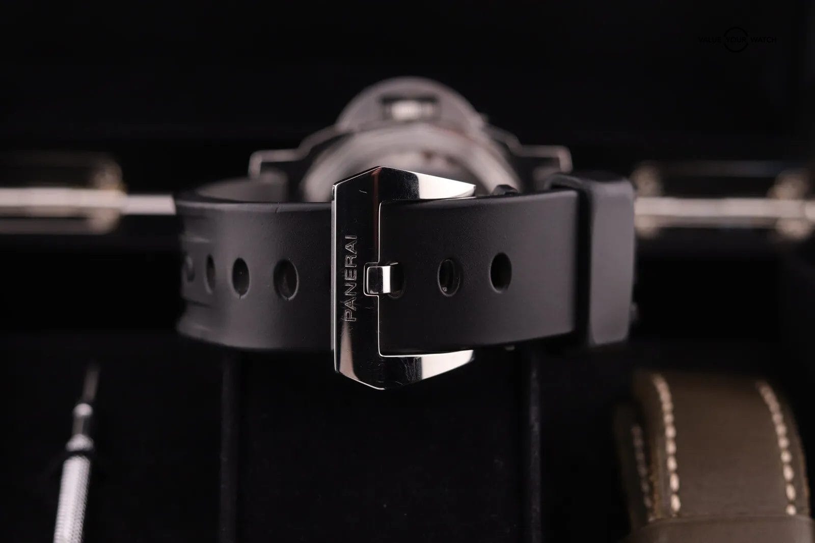 Panerai Luminor Base 8 Days White 44mm Watch - PAM00561 - Box + Papers - Image 6