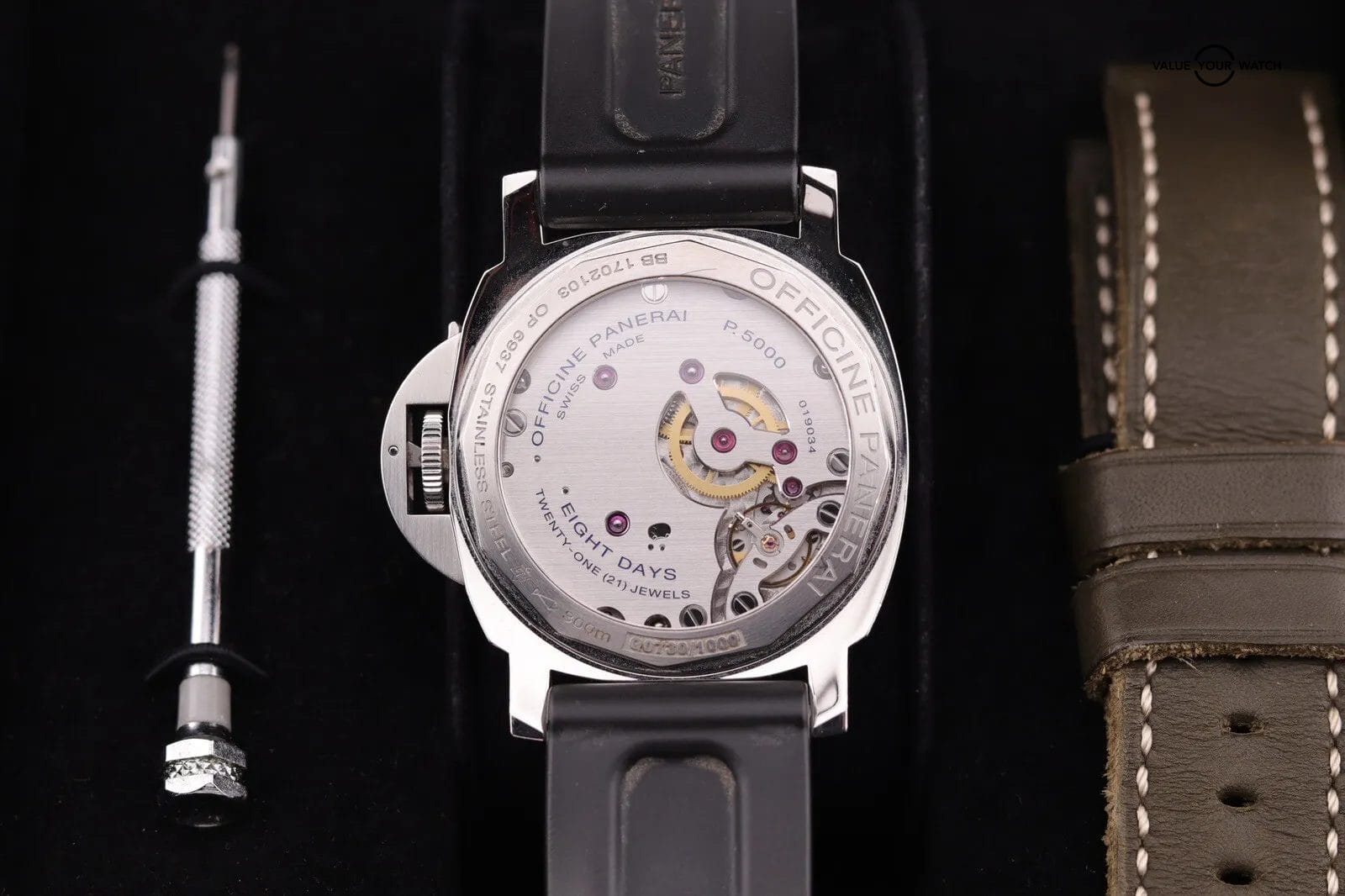 Panerai Luminor Base 8 Days White 44mm Watch - PAM00561 - Box + Papers - Image 7