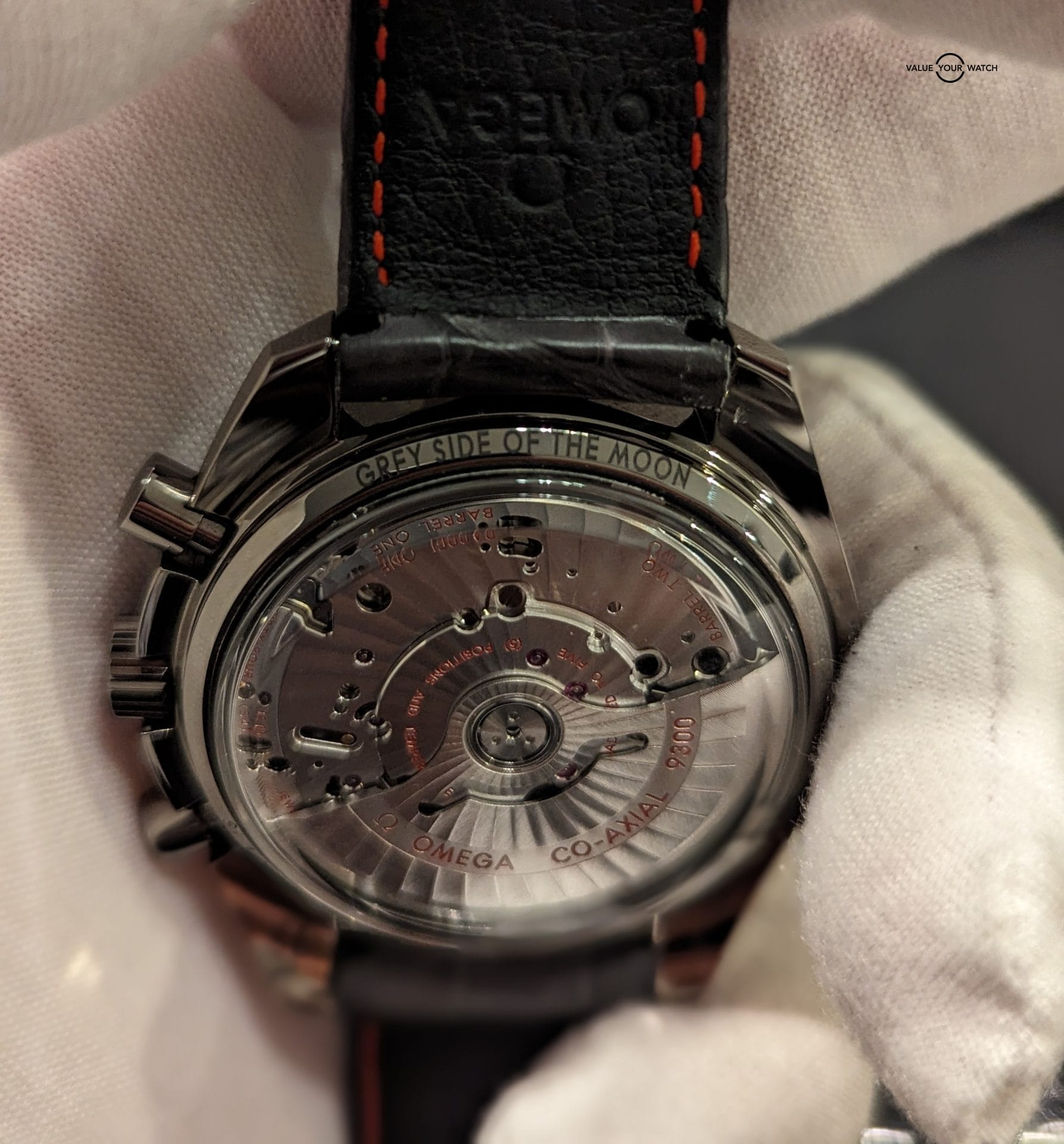 OMEGA Speedmaster Grey Side of The Moon 44mm Ceramic Complete - Image 6