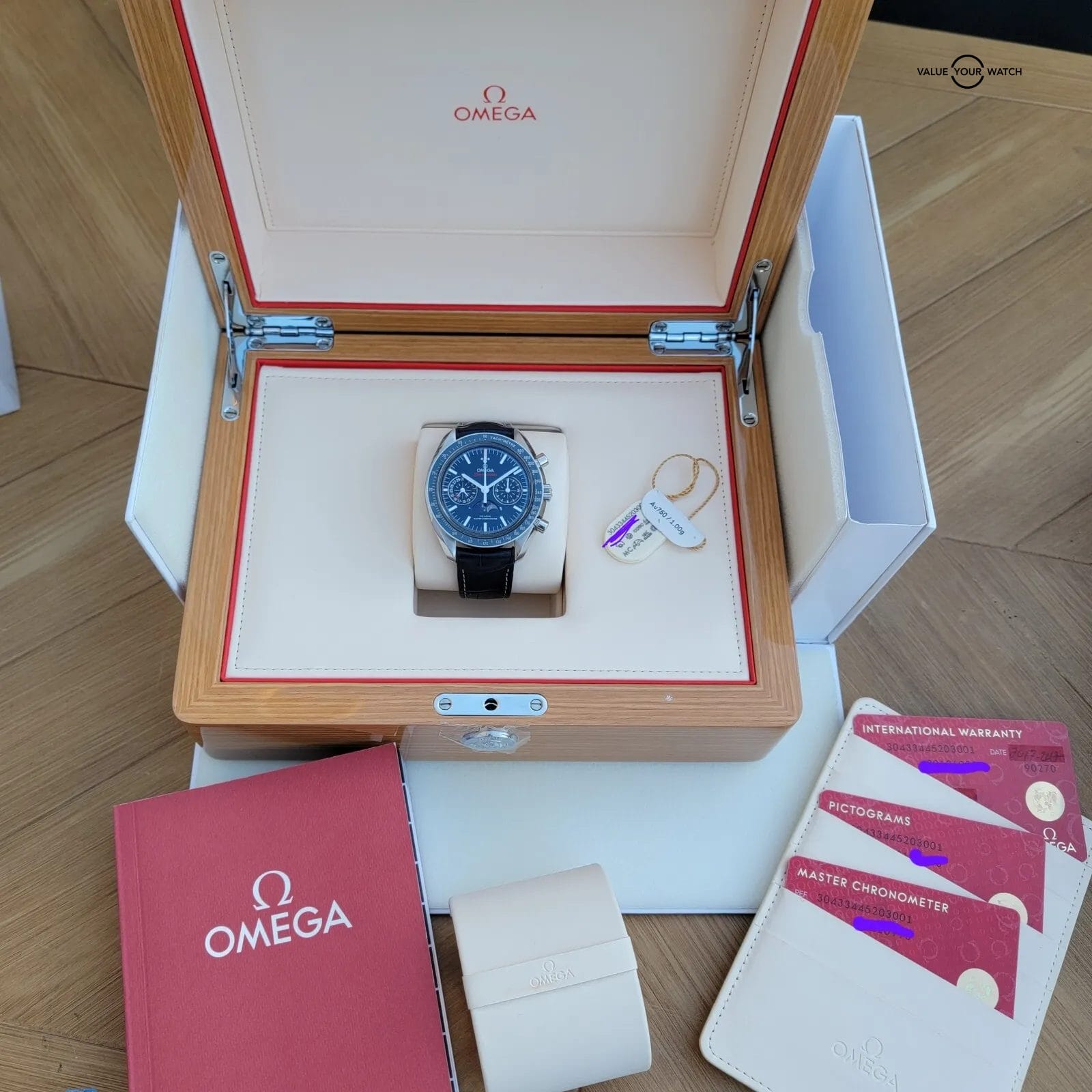 OMEGA Speedmaster Moonphase Blue Dial and Bezel 44mm, Full Set! Trades?? - Image 3