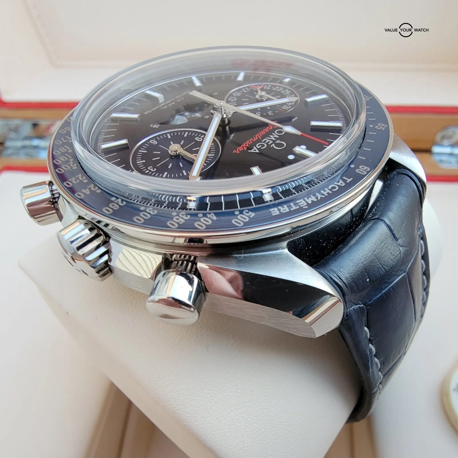 OMEGA Speedmaster Moonphase Blue Dial and Bezel 44mm, Full Set! Trades?? - Image 10