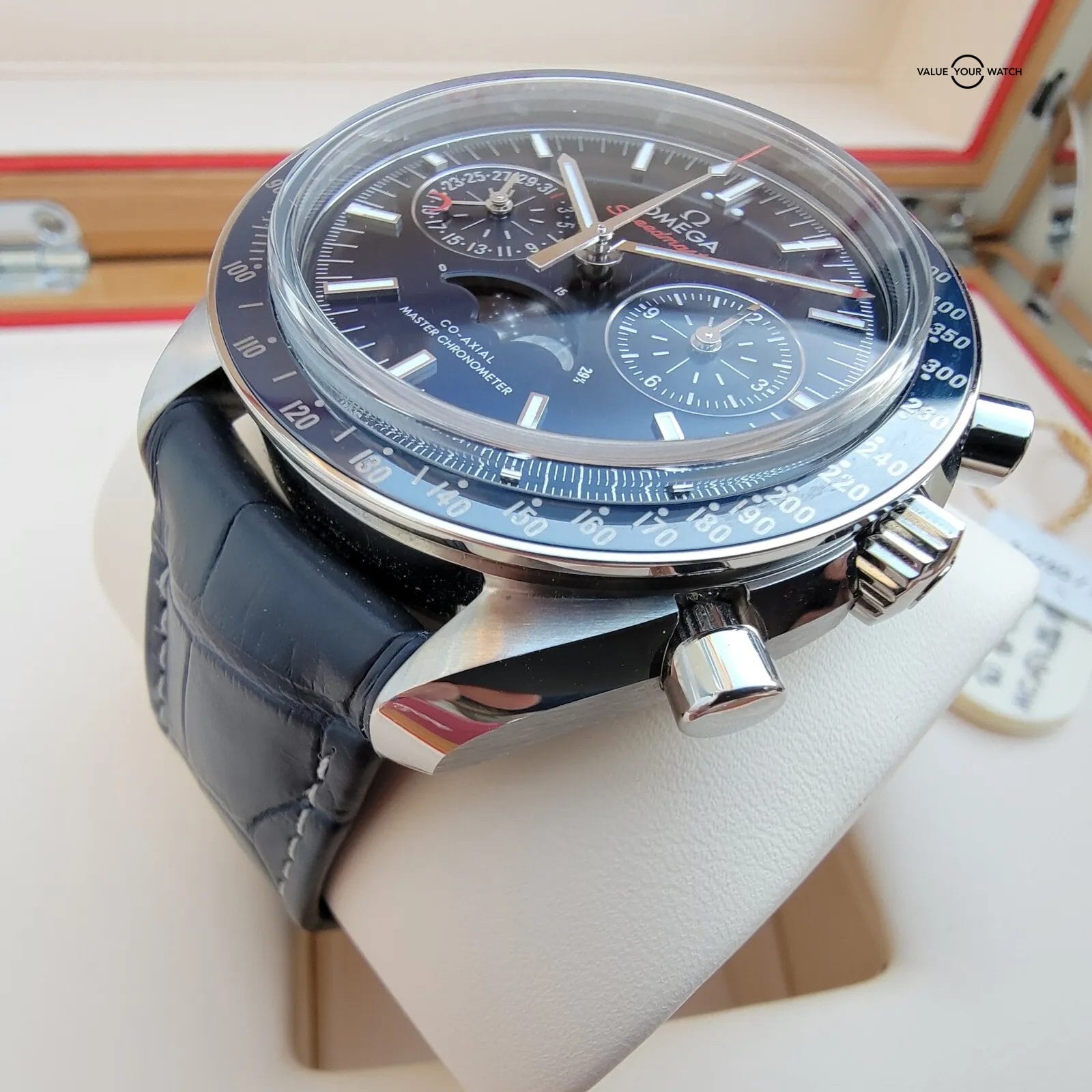 OMEGA Speedmaster Moonphase Blue Dial and Bezel 44mm, Full Set! Trades?? - Image 11