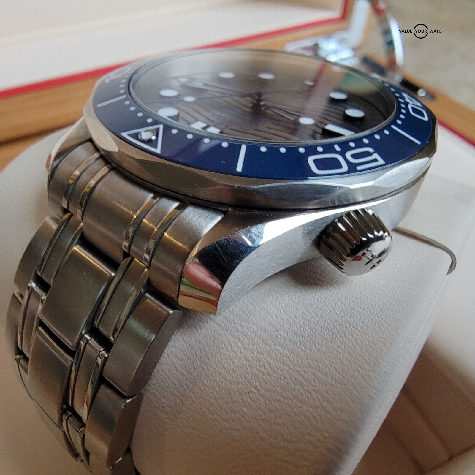 OMEGA Seamaster Ceramic 300m Grey and Blue ref: 210.30.42.20.06.001 - Image 7