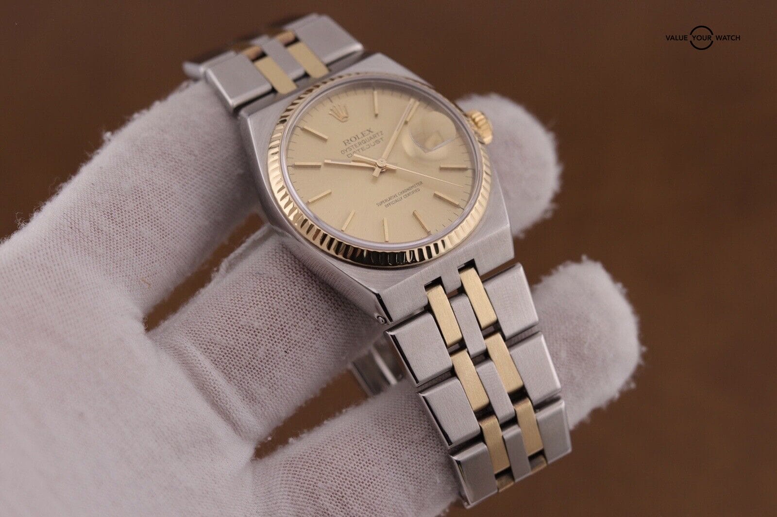 Rolex Datejust Oysterquartz 17013 Gold Champagne Dial 36mm 18k Men's Watch - Image 9