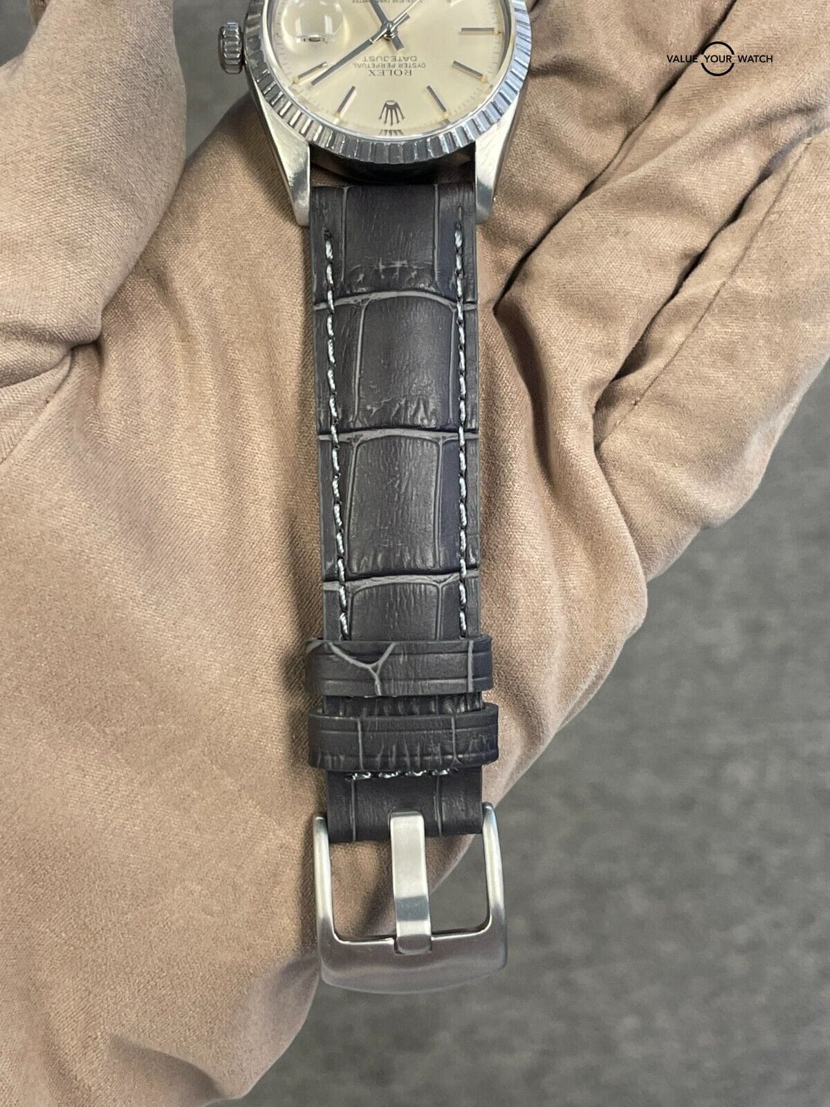 Rolex Datejust 16030 Silver Dial Stainless Steel Engine Turned Bezel! - Image 9