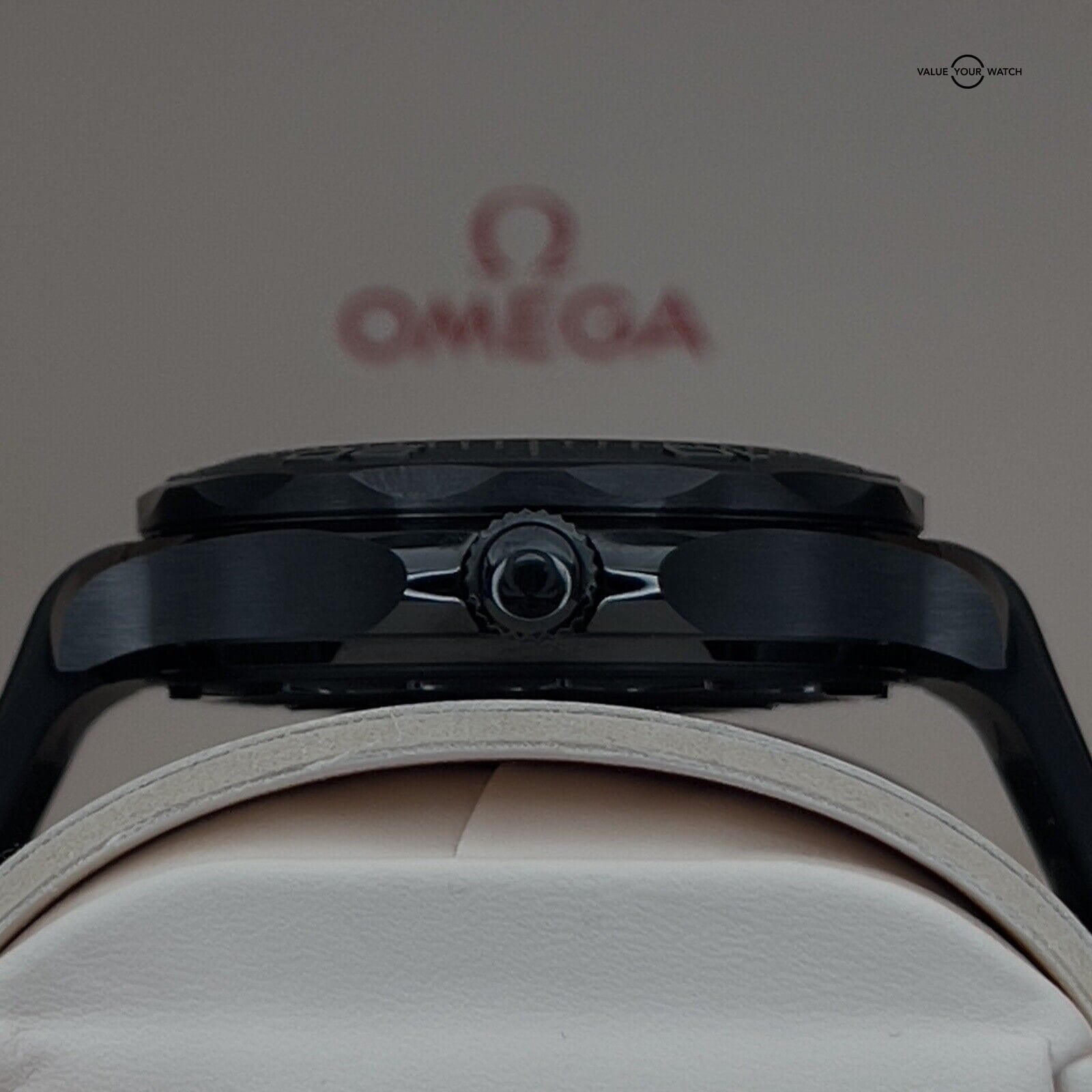 Omega Seamaster "Black Black" Ceramic 210.92.44.20.01.003 Full Set w/ 2 Straps! - Image 12