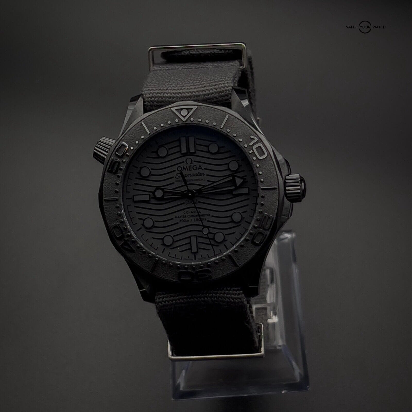 Omega Seamaster "Black Black" Ceramic 210.92.44.20.01.003 Full Set w/ 2 Straps! - Image 14