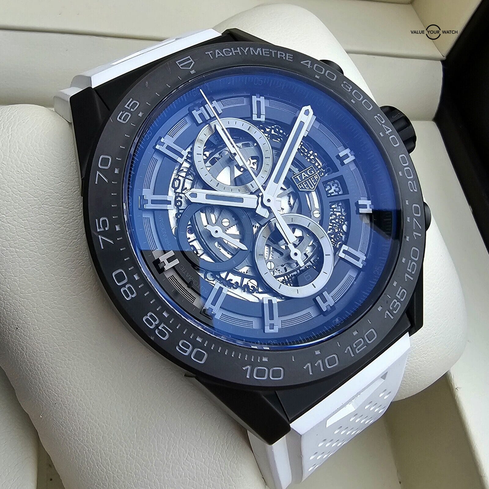 TAG Heuer Carrera Skeleton ceramic case, 2 straps Heuer 01 movement Full Set! - Image 10