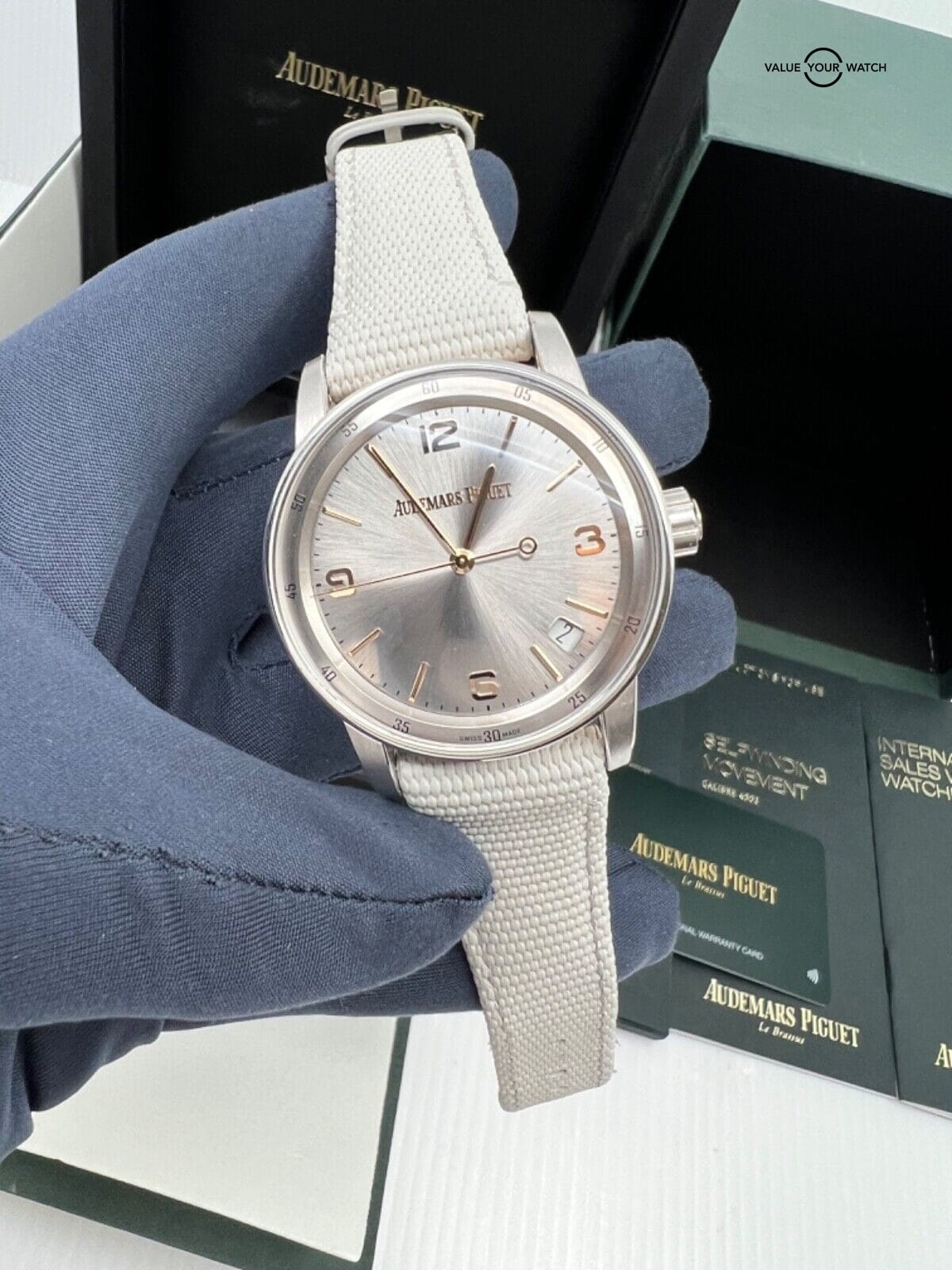 Cheapest Calibre 4302 Box Papers 18k White and Rose Gold Code 11.59 15210CR