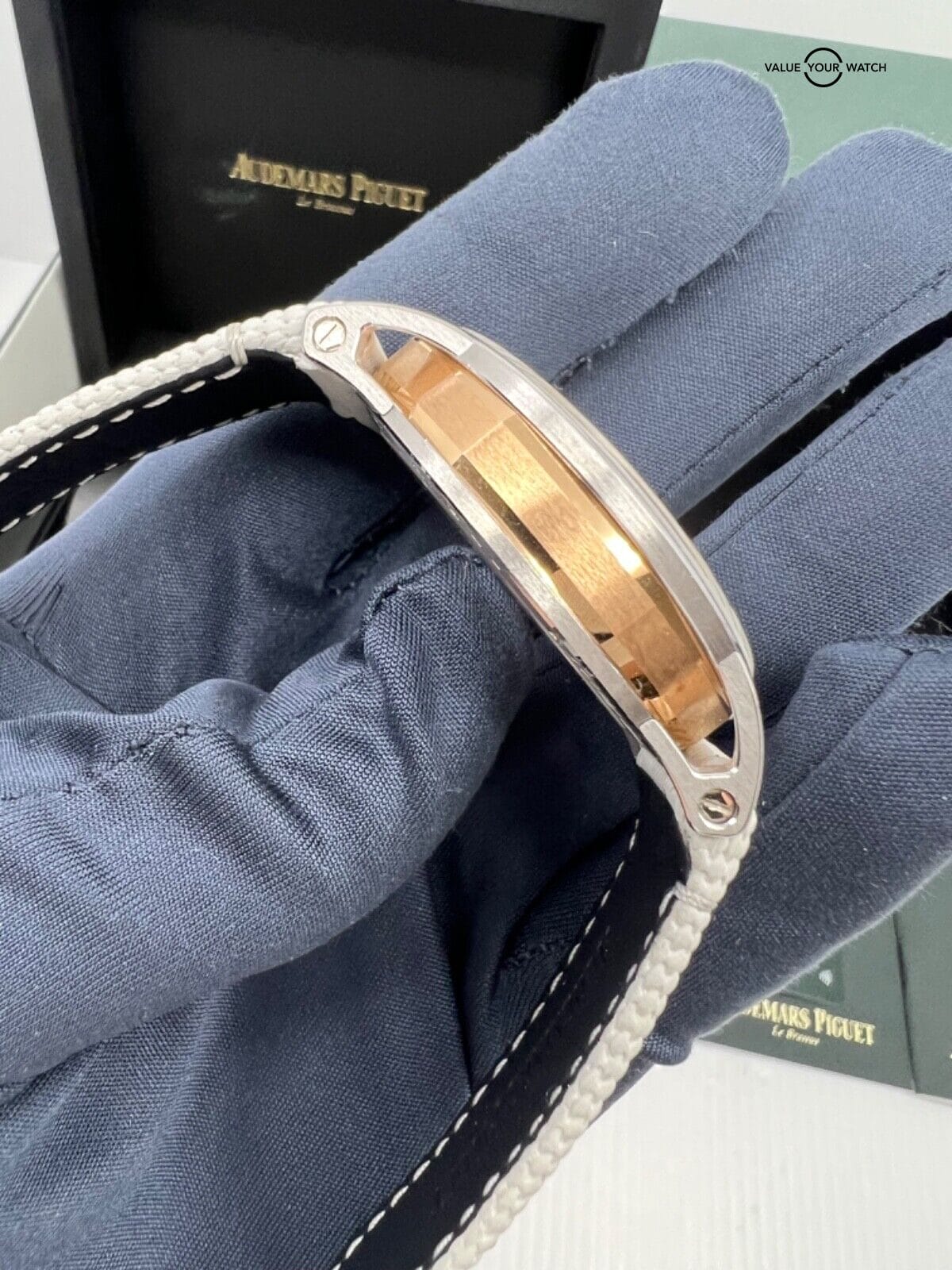 Cheapest Calibre 4302 Box Papers 18k White and Rose Gold Code 11.59 15210CR - Image 6