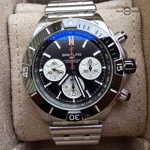 Breitling Chronomat 44mm On Bracelet, Full Set 2021 AB0136