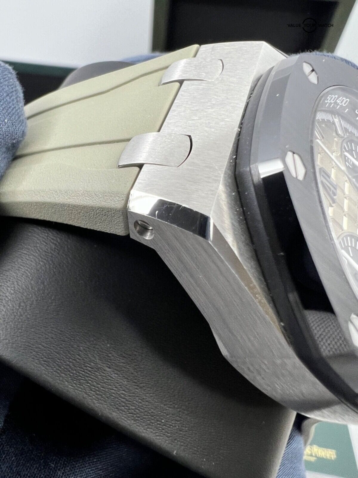 2022 Mint Box Papers Smoke Taupe Dial 43mm Ceramic Steel Royal Oak Offshore Chro - Image 4