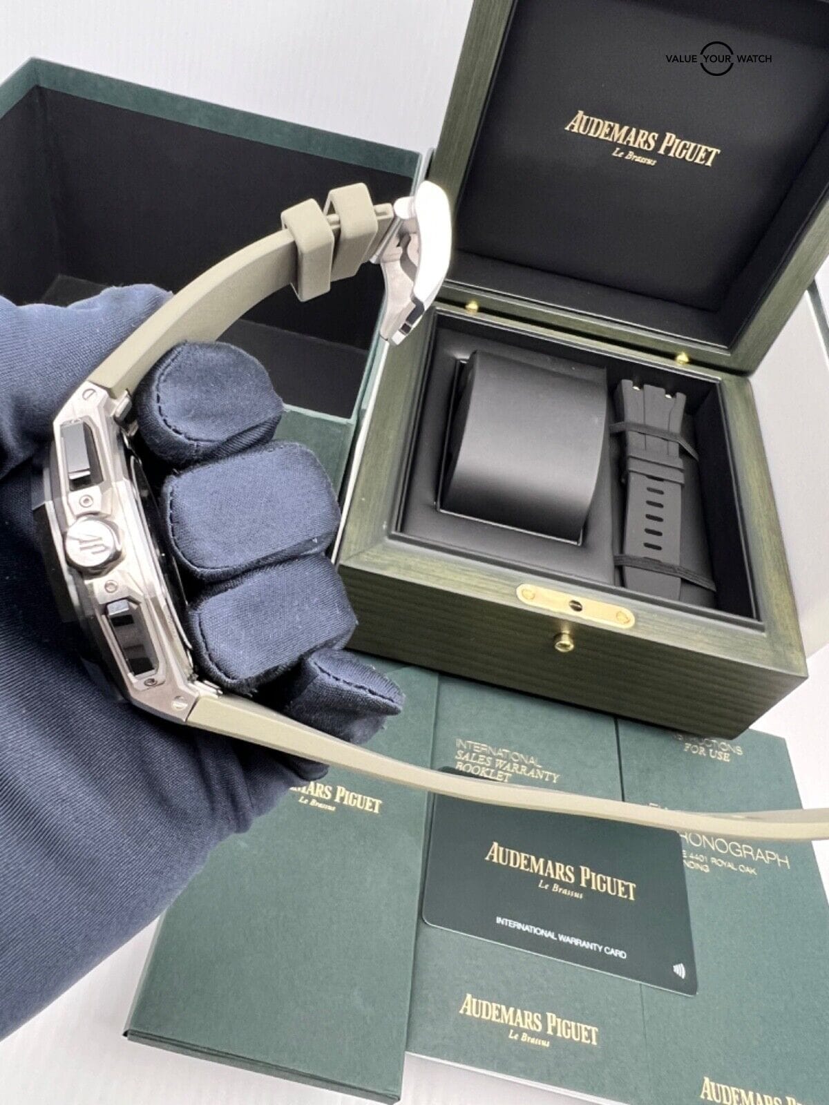 2022 Mint Box Papers Smoke Taupe Dial 43mm Ceramic Steel Royal Oak Offshore Chro - Image 8