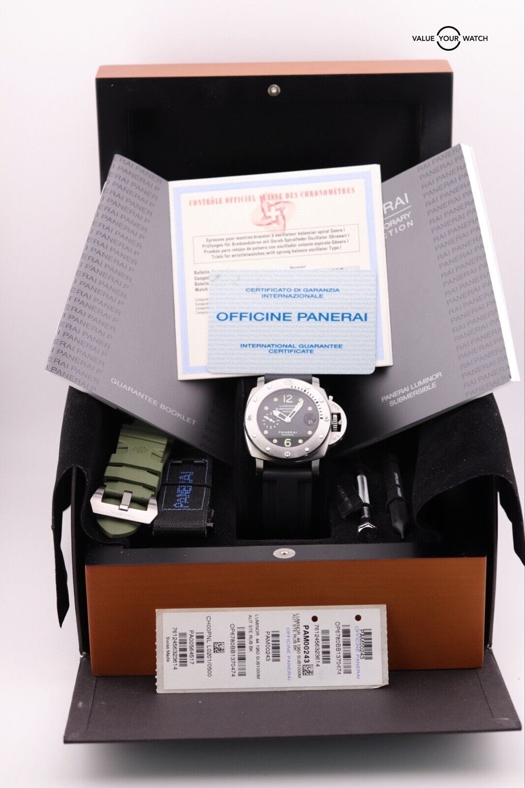 Panerai Luminor Submersible 1000m Men's Black Watch - PAM00243 - Complete Set - Image 13