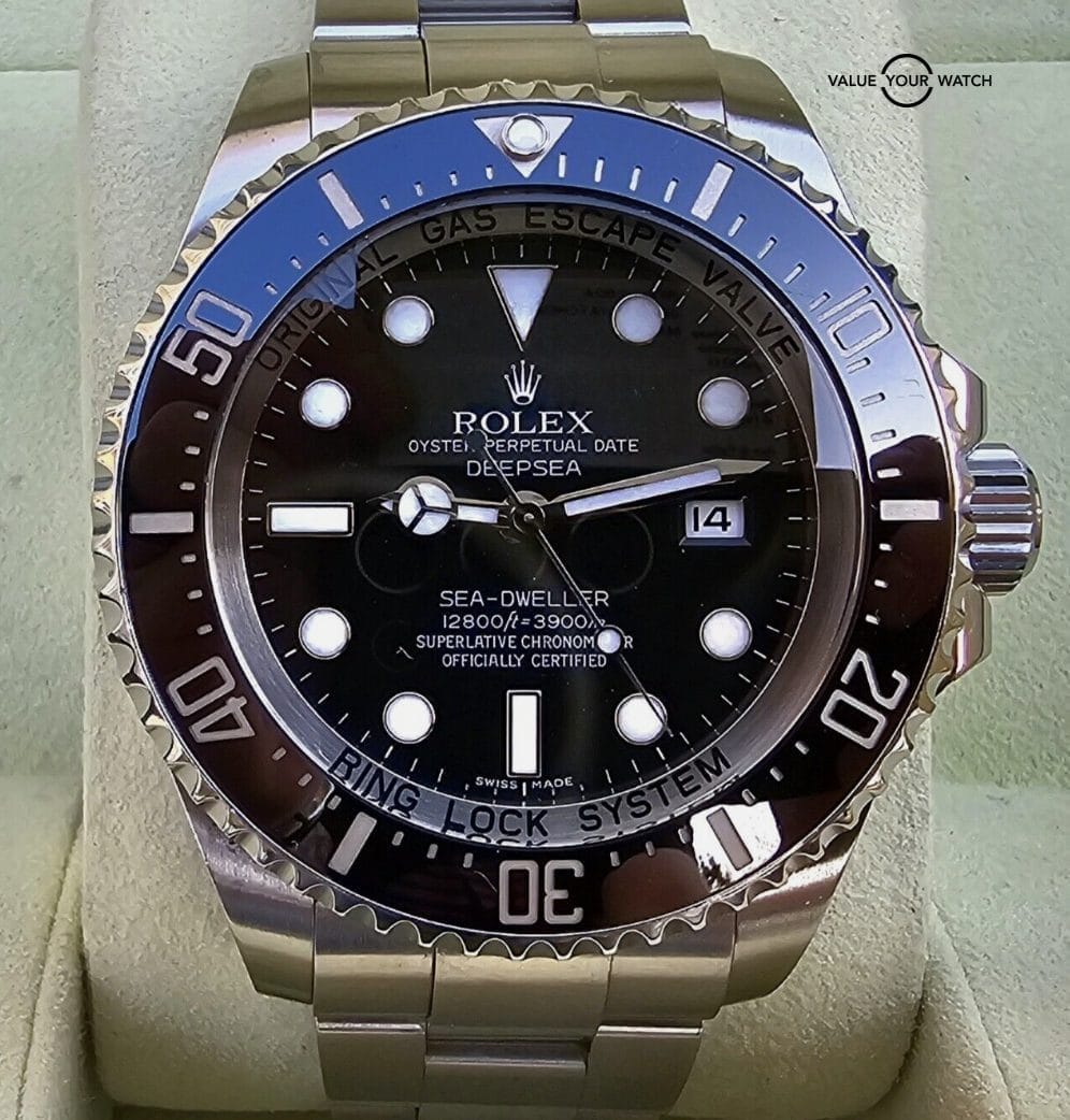 Rolex Sea-Dweller 116660 Silver Oyster Bracelet with Black Bezel - Image 9