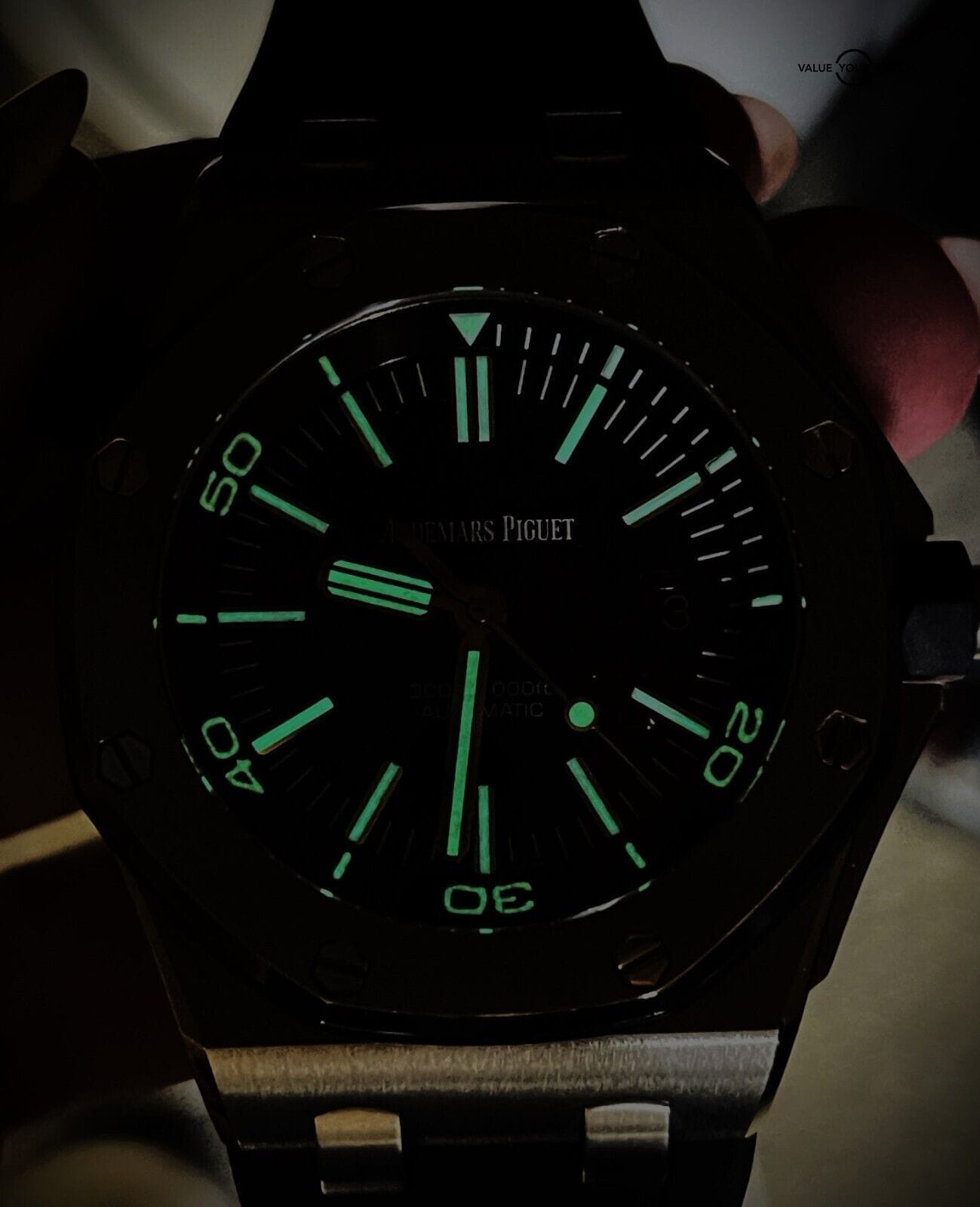 Audemars Piguet Royal Oak Offshore Diver 42mm Black Dial 15703ST BOXES/PAPERS! - Image 2