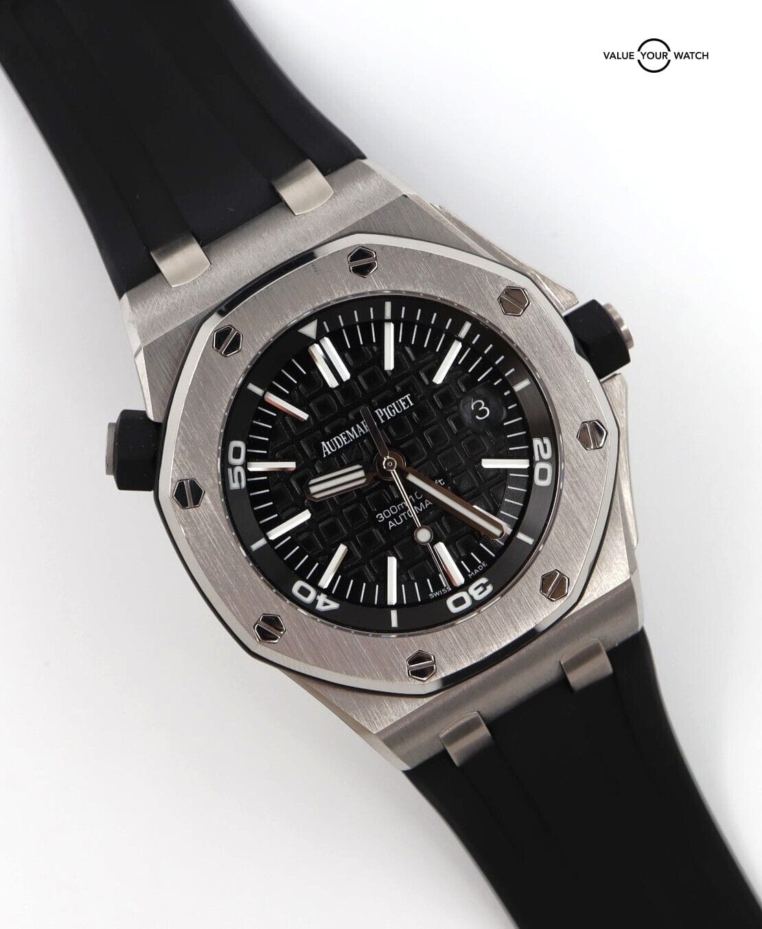 Audemars Piguet Royal Oak Offshore Diver 42mm Black Dial 15703ST BOXES/PAPERS! - Image 10