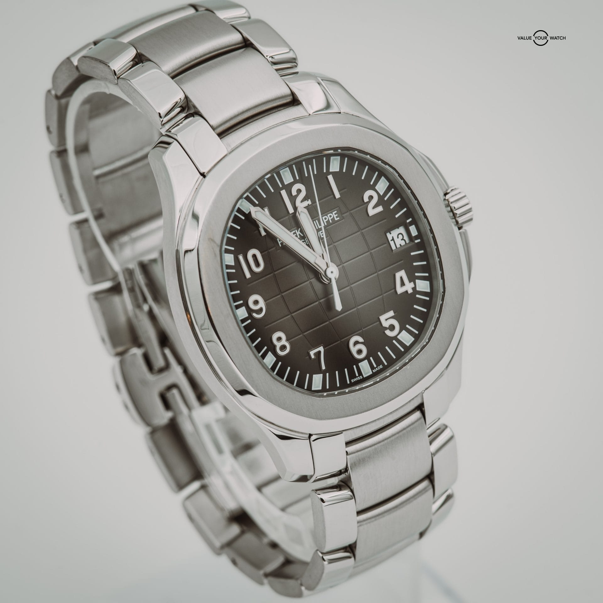 2022 Patek Philippe Aquanaut 5167/1A-001 (aka 5167A) Black Dial 40mm — Full Set