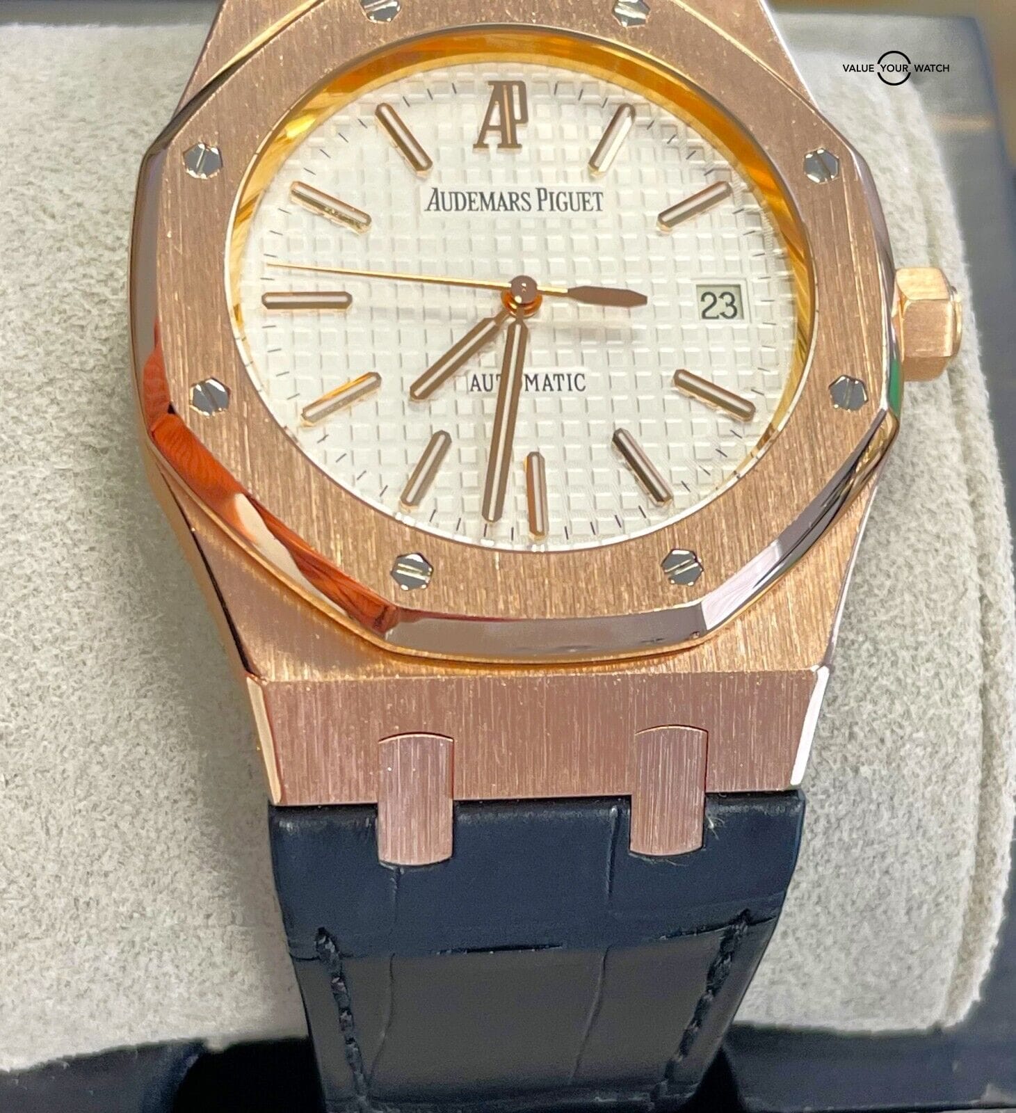 Audemars Piguet Royal Oak Selfwinding 39mm Rose Gold 15300OR.OO.D088CR.02! - Image 10