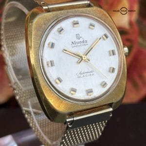 Vintage Nivada Antarctic Glacier Automatic Watch White Dial Estate Sale Running