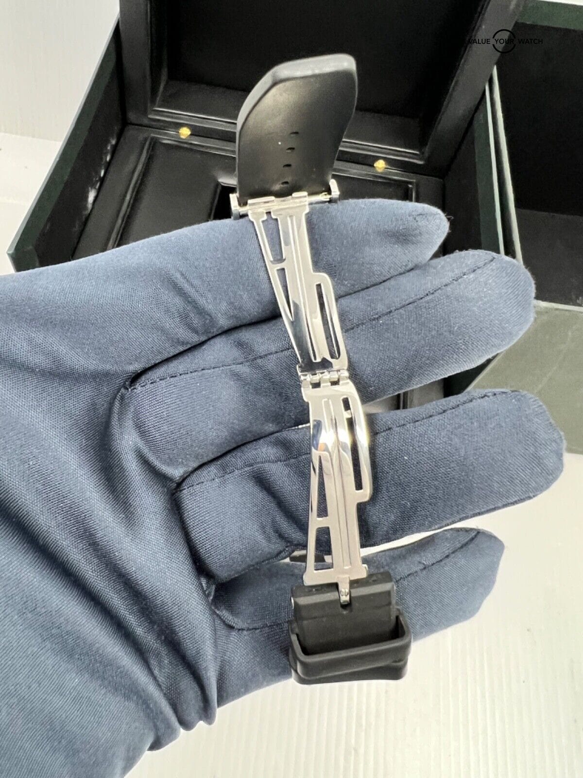 Audemars Piguet Royal Oak Offshore Diver Limited Thin WEMPE Steel 42mm w/Box - Image 4