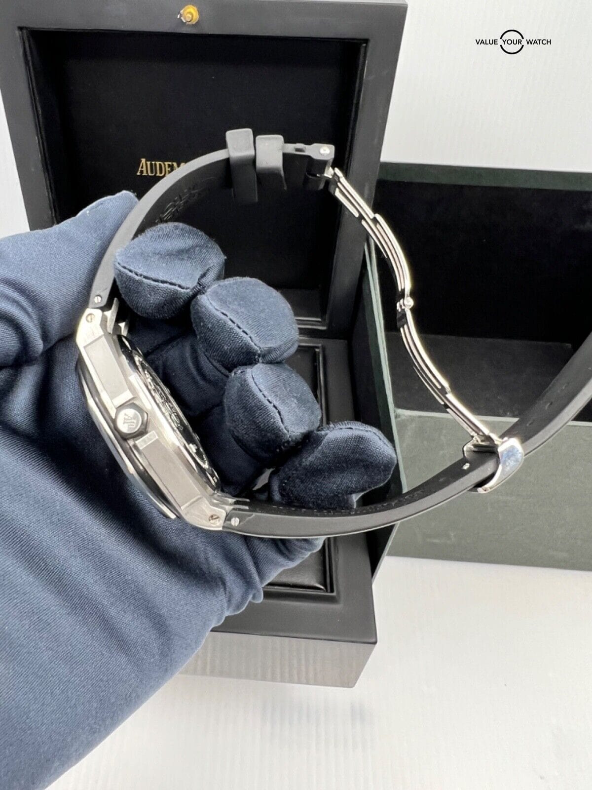 Audemars Piguet Royal Oak Offshore Diver Limited Thin WEMPE Steel 42mm w/Box - Image 5