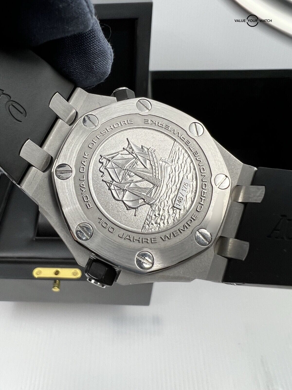 Audemars Piguet Royal Oak Offshore Diver Limited Thin WEMPE Steel 42mm w/Box - Image 7